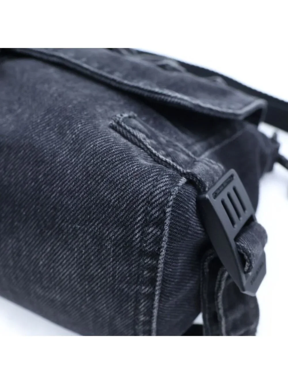 Balenciaga Army Messenger Cross Black